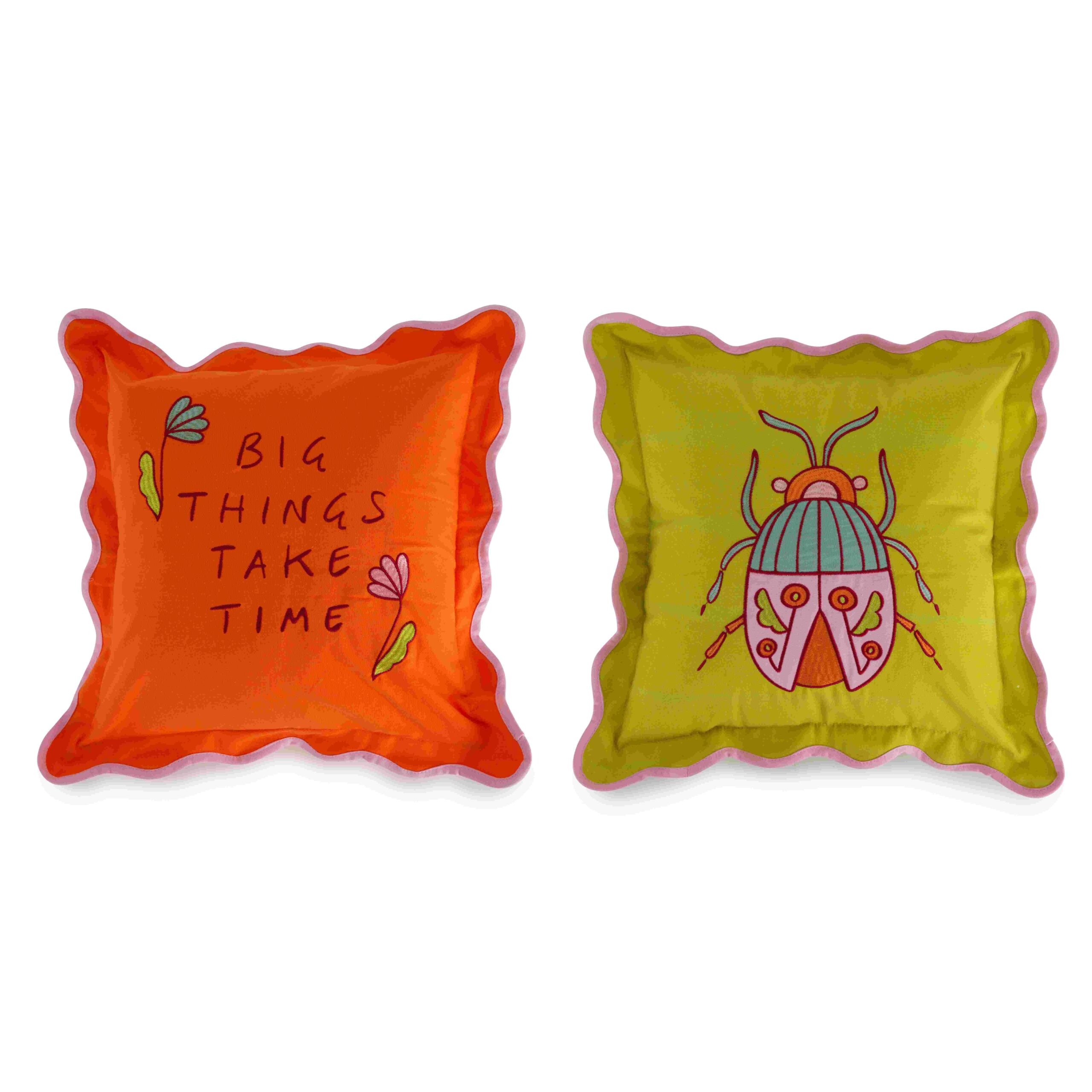 Henriette set 2 cuscini arredo ricamati Scarabeo cm 50 cod.D19165